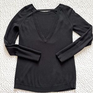 Lululemon Black V-Neck Sweater | Size 8 | Lightweight Knit